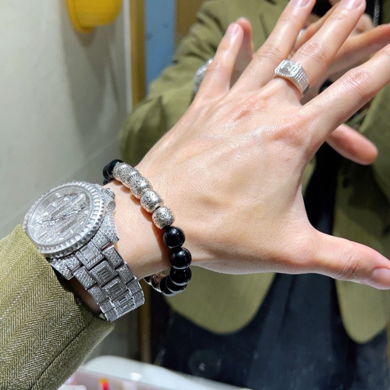 Gvc*1 bracelets
